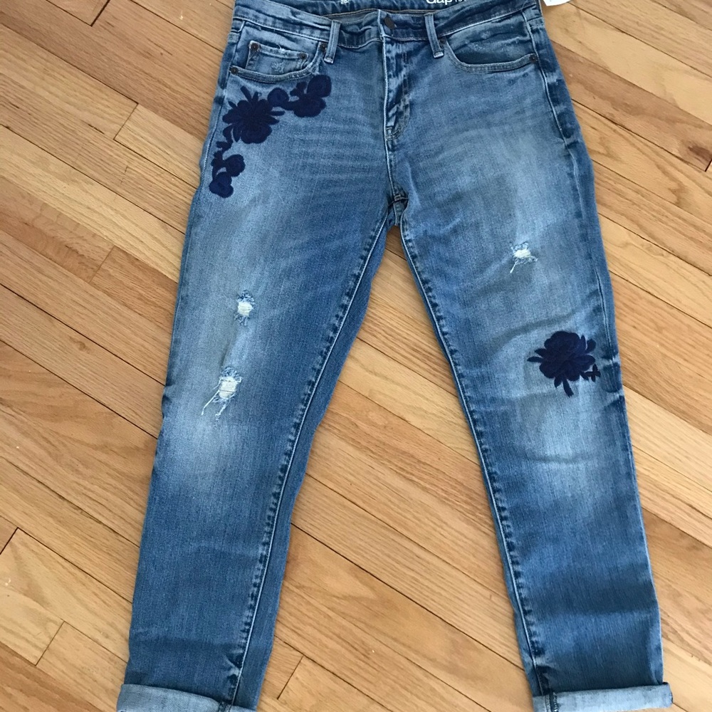 Gap roll cuff jean
